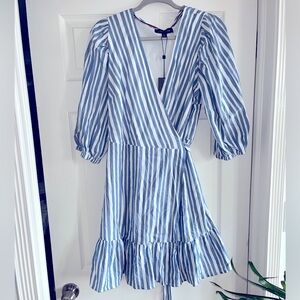 Women's Striped Wrap Dress. TOMMY HILFIGER. Size medium. NWT.